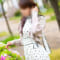 華